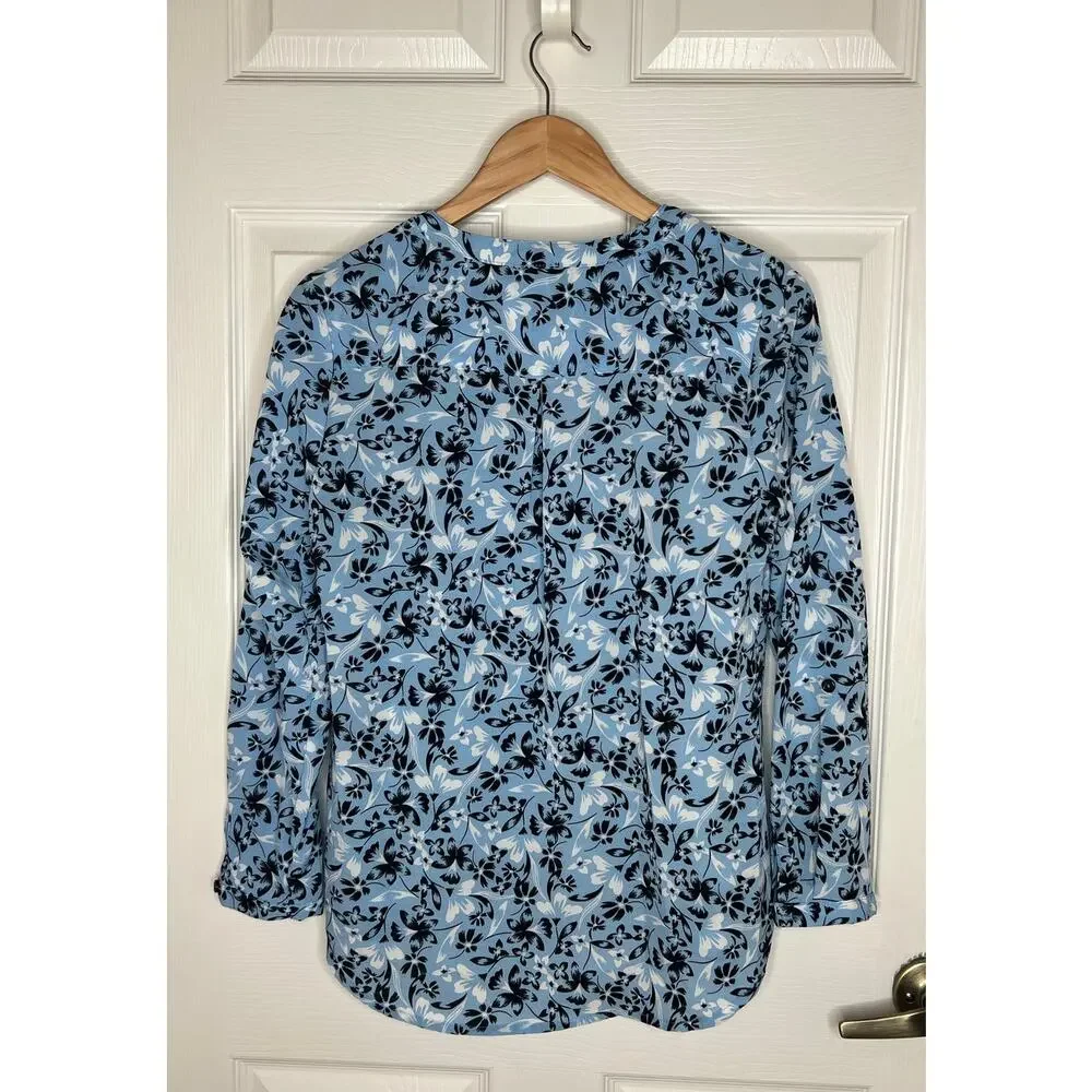 Coral Bay Women's Blue Floral Print Blouse Top Roll Tab Sleeves Size Small - Picture 8 of 8